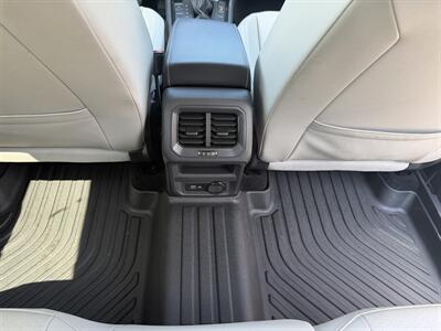 2021 Volkswagen Tiguan SE 4Motion   - Photo 17 - Elkhart, IN 46514