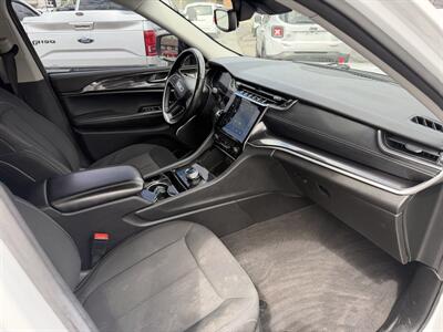 2021 Jeep Grand Cherokee L Laredo   - Photo 20 - Elkhart, IN 46514