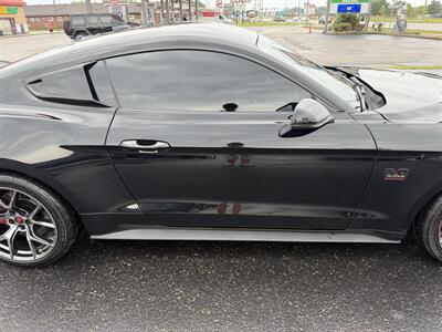 2020 Ford Mustang GT Premium - Photo 8 - Elkhart, IN 46514