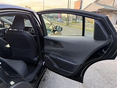 2025 Toyota Prius LE - Photo 15 - Elkhart, IN 46514