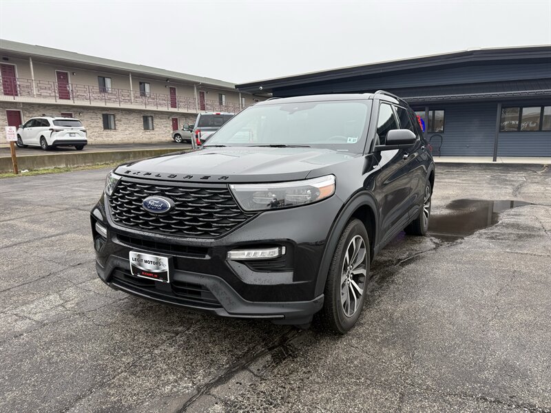 2022 Ford Explorer ST-Line   - Photo 1 - Elkhart, IN 46514