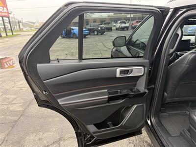2022 Ford Explorer ST-Line   - Photo 15 - Elkhart, IN 46514