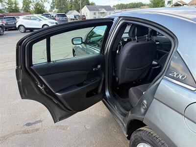 2013 Chrysler 200 TOURING   - Photo 33 - Elkhart, IN 46514
