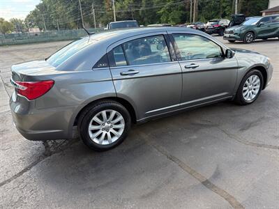 2013 Chrysler 200 TOURING   - Photo 27 - Elkhart, IN 46514