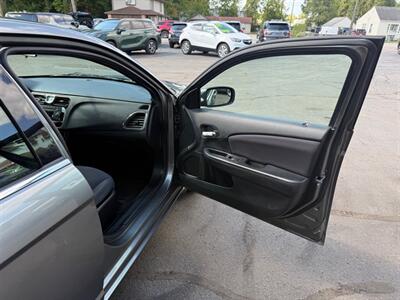 2013 Chrysler 200 TOURING   - Photo 39 - Elkhart, IN 46514