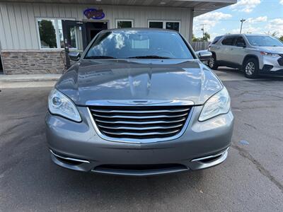 2013 Chrysler 200 TOURING   - Photo 8 - Elkhart, IN 46514