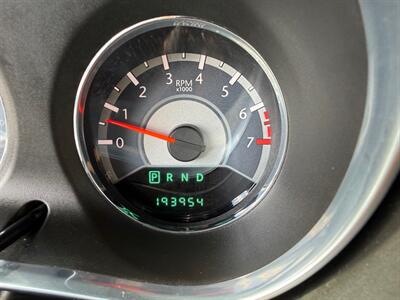 2013 Chrysler 200 TOURING   - Photo 43 - Elkhart, IN 46514