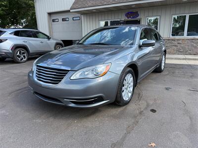 2013 Chrysler 200 TOURING   - Photo 23 - Elkhart, IN 46514