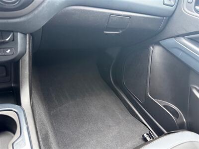 2019 Chevrolet Colorado Z71   - Photo 24 - Elkhart, IN 46514