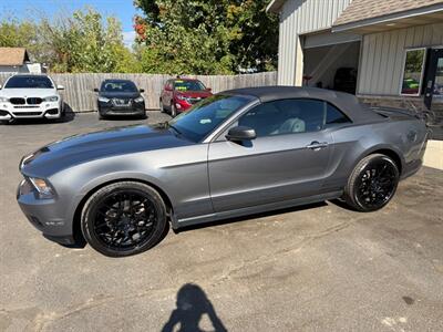 2010 Ford Mustang V6   - Photo 2 - Elkhart, IN 46514