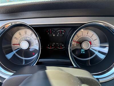 2010 Ford Mustang V6   - Photo 19 - Elkhart, IN 46514
