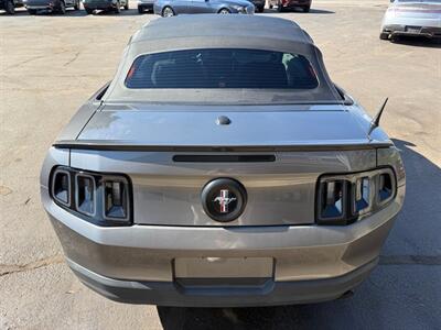 2010 Ford Mustang V6   - Photo 5 - Elkhart, IN 46514