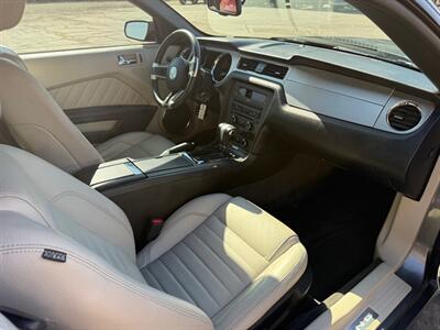 2010 Ford Mustang V6   - Photo 16 - Elkhart, IN 46514