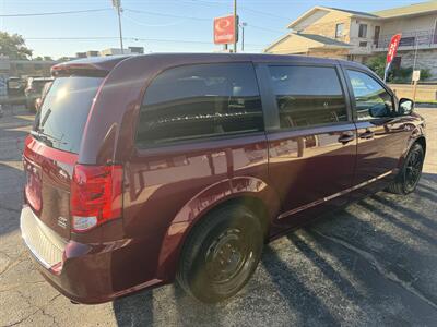 2019 Dodge Grand Caravan GT - Photo 6 - Elkhart, IN 46514