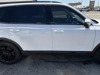 2022 Kia Telluride SX - Photo 8 - Elkhart, IN 46514