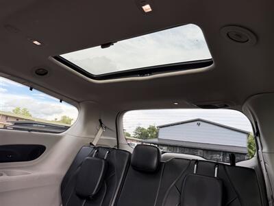 2019 Chrysler Pacifica Limited - Photo 14 - Elkhart, IN 46514