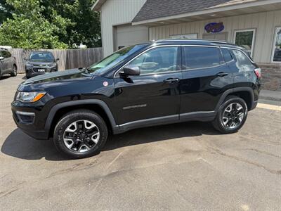 2017 Jeep Compass TRAILHAWK   - Photo 2 - Elkhart, IN 46514