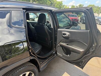 2017 Jeep Compass TRAILHAWK   - Photo 14 - Elkhart, IN 46514