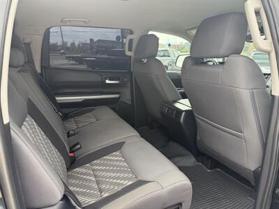 2019 Toyota Tundra SR5   - Photo 17 - Elkhart, IN 46514