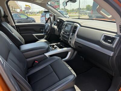 2019 Nissan Titan PRO-4X   - Photo 21 - Elkhart, IN 46514