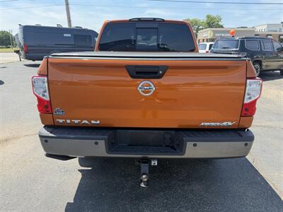 2019 Nissan Titan PRO-4X   - Photo 6 - Elkhart, IN 46514