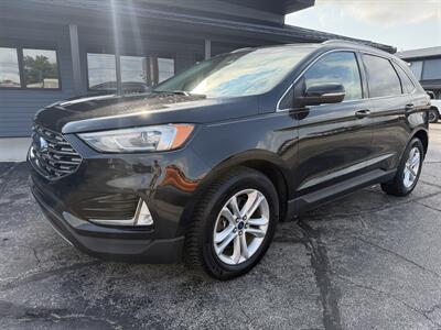 2020 Ford Edge SEL   - Photo 2 - Elkhart, IN 46514