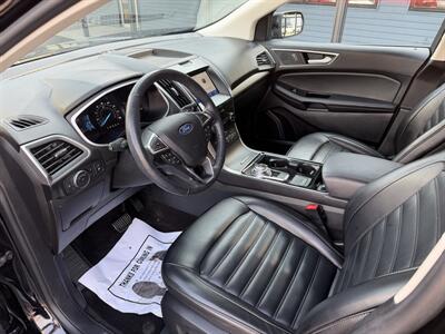 2020 Ford Edge SEL   - Photo 12 - Elkhart, IN 46514