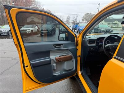 2022 Ford Maverick XL - Photo 11 - Elkhart, IN 46514