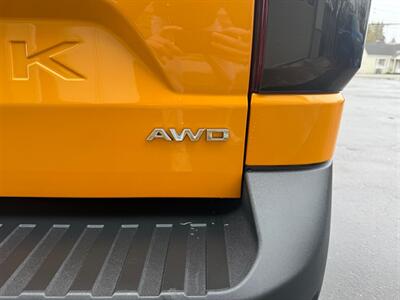 2022 Ford Maverick XL - Photo 5 - Elkhart, IN 46514