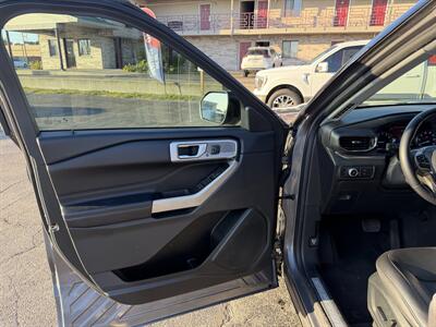 2022 Ford Explorer Limited   - Photo 11 - Elkhart, IN 46514