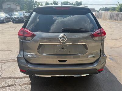 2019 Nissan Rogue S   - Photo 5 - Elkhart, IN 46514