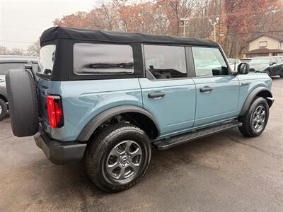 2022 Ford Bronco - Photo 5 - Elkhart, IN 46514