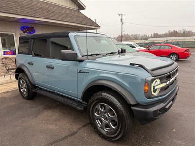 2022 Ford Bronco - Photo 6 - Elkhart, IN 46514
