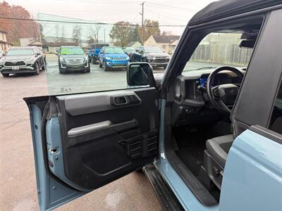 2022 Ford Bronco - Photo 8 - Elkhart, IN 46514