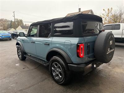 2022 Ford Bronco - Photo 3 - Elkhart, IN 46514
