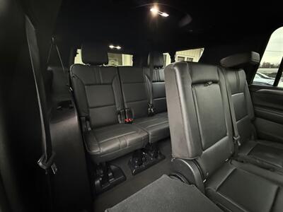 2021 Chevrolet Suburban 1500 RST   - Photo 18 - Elkhart, IN 46514