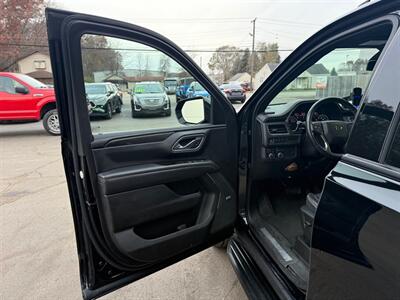 2021 Chevrolet Suburban 1500 RST   - Photo 9 - Elkhart, IN 46514
