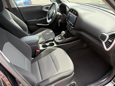 2020 Kia Soul LX   - Photo 12 - Elkhart, IN 46514