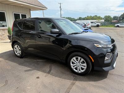 2020 Kia Soul LX   - Photo 3 - Elkhart, IN 46514