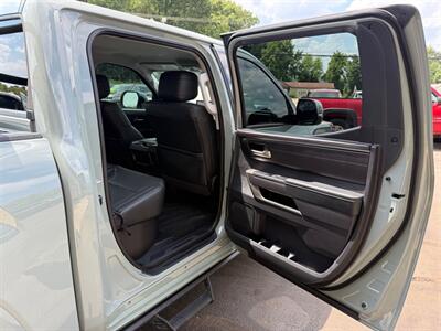 2022 Toyota Tundra CREWMAX SR   - Photo 12 - Elkhart, IN 46514
