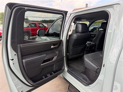 2022 Toyota Tundra CREWMAX SR   - Photo 10 - Elkhart, IN 46514