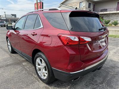 2018 Chevrolet Equinox LT   - Photo 4 - Elkhart, IN 46514