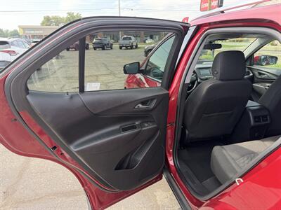 2018 Chevrolet Equinox LT   - Photo 12 - Elkhart, IN 46514