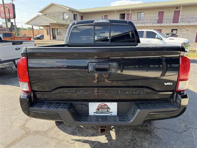 2016 Toyota Tacoma TRD Sport   - Photo 6 - Elkhart, IN 46514