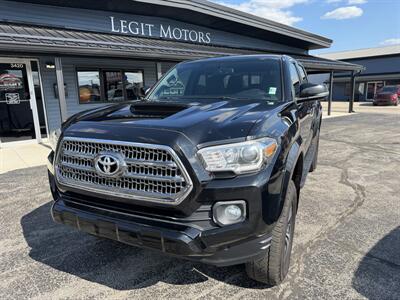 2016 Toyota Tacoma TRD Sport   - Photo 1 - Elkhart, IN 46514