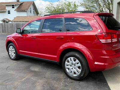 2018 Dodge Journey SE   - Photo 3 - Elkhart, IN 46514