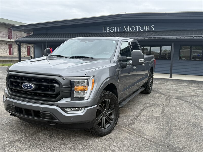 2021 Ford F-150 XLT   - Photo 1 - Elkhart, IN 46514