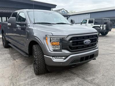 2021 Ford F-150 XLT   - Photo 4 - Elkhart, IN 46514