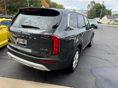 2020 Kia TELLURIDE LX   - Photo 8 - Elkhart, IN 46514