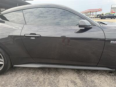 2024 Ford Mustang GT - Photo 9 - Elkhart, IN 46514